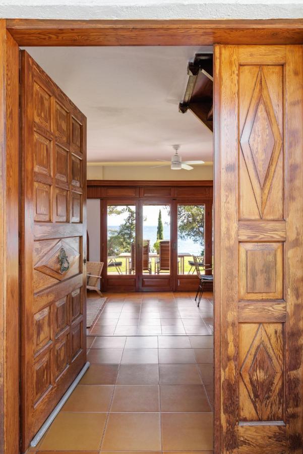 Luna Villa Private Beach Nea Iraklia Exterior foto